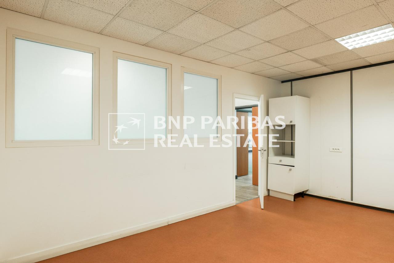 Bureau Bagnolet 1119m² Location bureau Bagnolet Seine-Saint-Denis OLBUR2107135 3